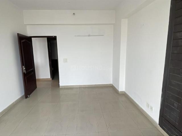 2 BHK Apartment in Indirapuram for rent Ghaziabad. The reference number is 19814366