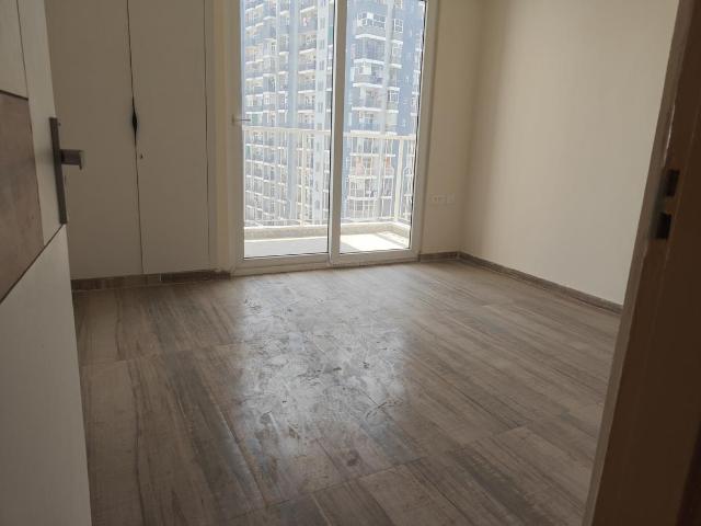 2 BHK Apartment in Indirapuram for rent Ghaziabad. The reference number is 19993854
