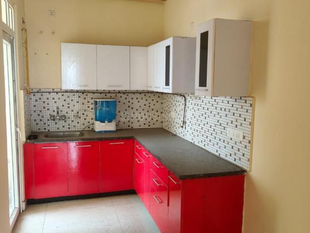 2 BHK Apartment in Indirapuram for rent Ghaziabad. The reference number is 20575811