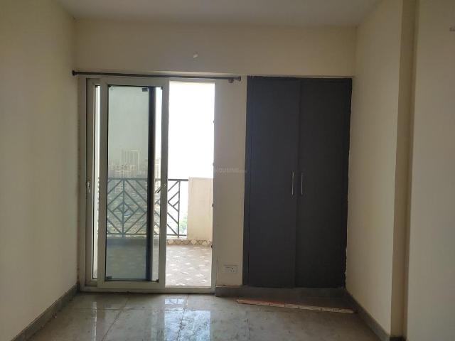 2 BHK Apartment in Indirapuram for resale Ghaziabad. The reference number is 14682918