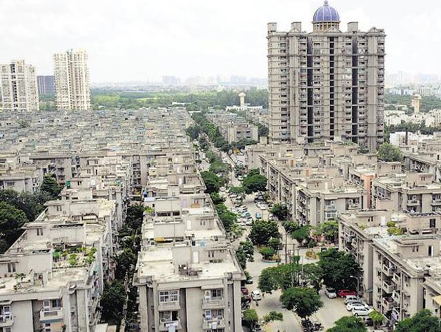 2 BHK Apartment in Indirapuram for resale Ghaziabad. The reference number is 18310491
