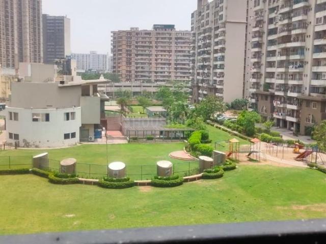 2 BHK Apartment in Indirapuram for resale Ghaziabad. The reference number is 19469650