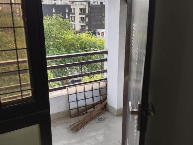 2 BHK Apartment in Indirapuram for resale Ghaziabad. The reference number is 19746821