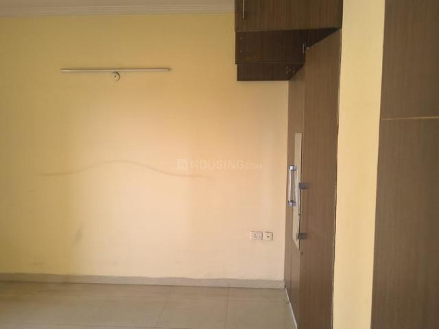 2 BHK Apartment in Indirapuram for resale Ghaziabad. The reference number is 19750091