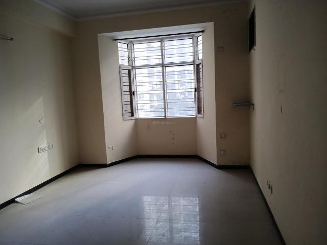 2 BHK Apartment in Indirapuram for resale Ghaziabad. The reference number is 19938826