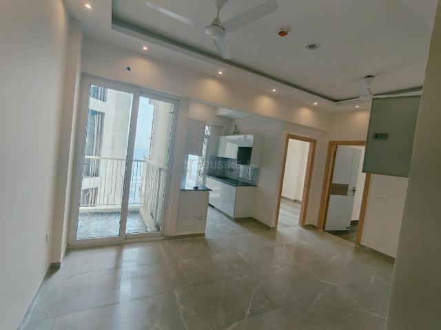 2 BHK Apartment in Indirapuram for resale Ghaziabad. The reference number is 19982604
