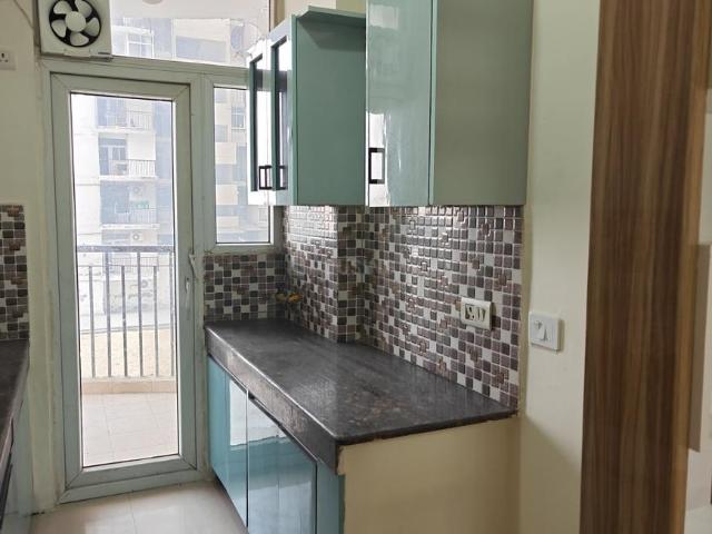 2 BHK Apartment in Indirapuram for resale Ghaziabad. The reference number is 19303198