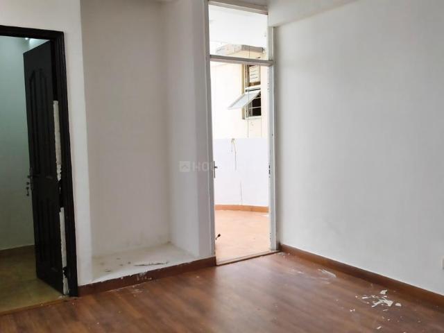 2 BHK Apartment in Indirapuram for resale Ghaziabad. The reference number is 20406575