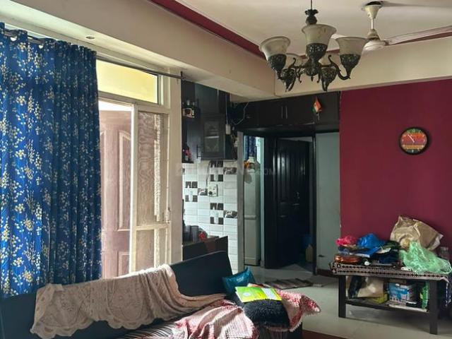 2 BHK Apartment in Indirapuram for resale Ghaziabad. The reference number is 20763318