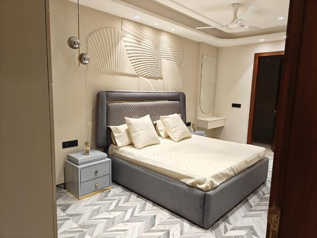 2 BHK Apartment in Indirapuram for resale Ghaziabad. The reference number is 20819689