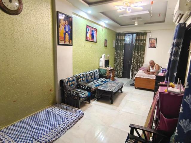 2 BHK Apartment in Indirapuram for resale Ghaziabad. The reference number is 20896290