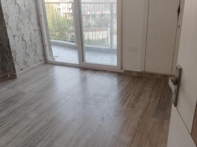 2 BHK Apartment in Indirapuram for resale Ghaziabad. The reference number is 20126206