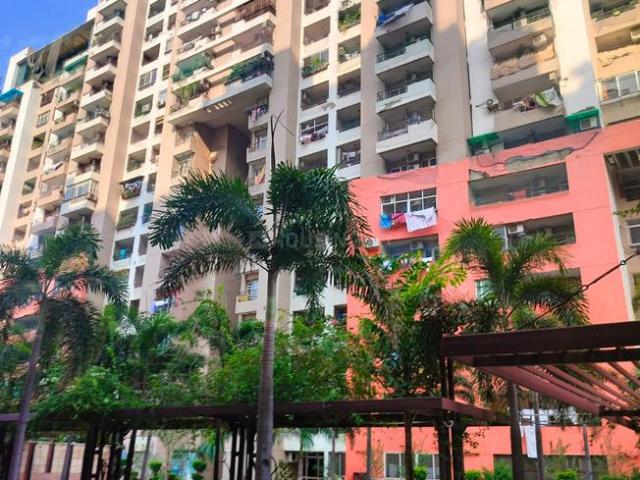 2 BHK Apartment in Indirapuram for resale Ghaziabad. The reference number is 20167913