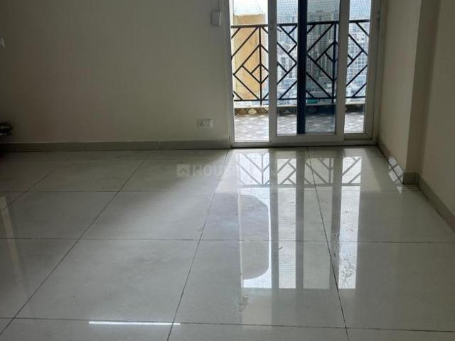 2 BHK Apartment in Indirapuram for resale Ghaziabad. The reference number is 20279473