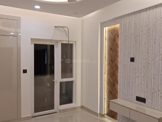 2 BHK Apartment in Indirapuram for resale Ghaziabad. The reference number is 20340995
