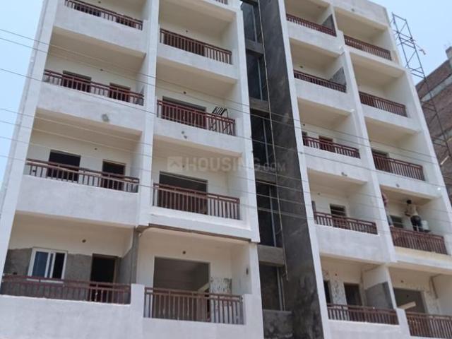 2 BHK Apartment in Isnapur for resale Sangareddy. The reference number is 19796827
