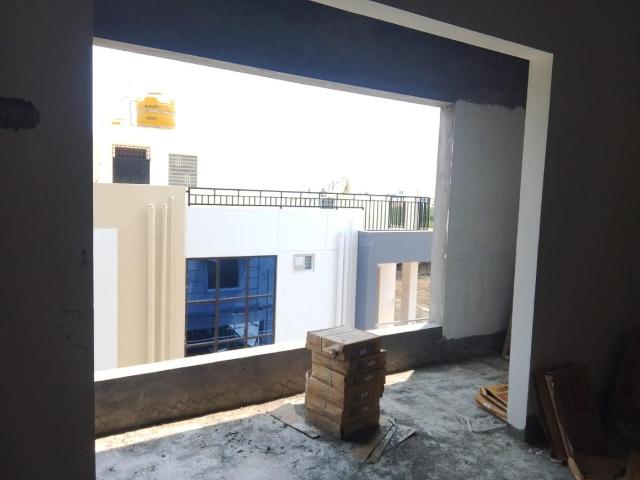 2 BHK Apartment in Iyyappanthangal for resale Chennai. The reference number is 19940629