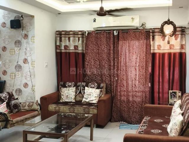 2 BHK Apartment in Jodhpur for rent Ahmedabad. The reference number is 19476176