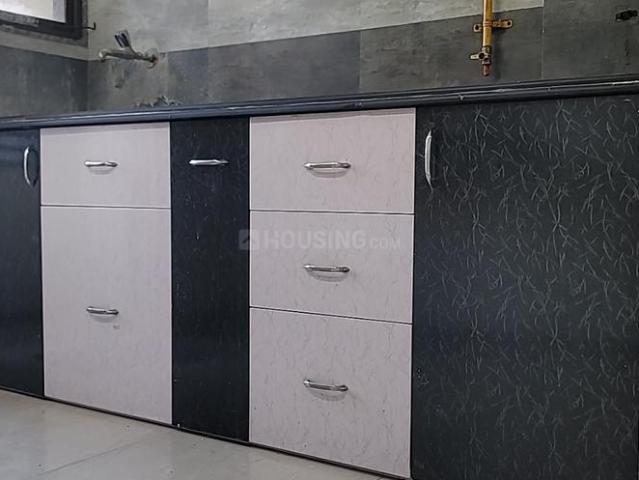 2 BHK Apartment in Jodhpur for rent Ahmedabad. The reference number is 19119984