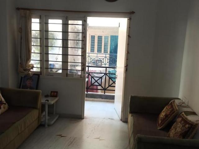 2 BHK Apartment in Jodhpur for rent Ahmedabad. The reference number is 19173712