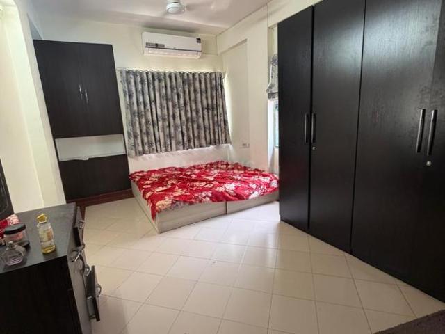 2 BHK Apartment in Jodhpur for rent Ahmedabad. The reference number is 20299408