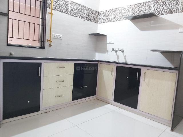 2 BHK Apartment in Jodhpur for rent Ahmedabad. The reference number is 20349352