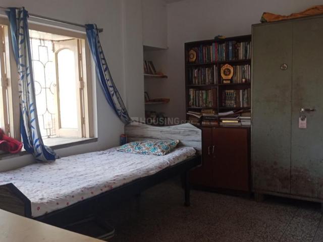 2 BHK Apartment in Jodhpur Park for resale Kolkata. The reference number is 19835791