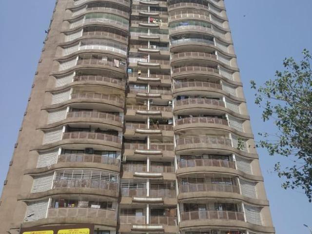 2 BHK Apartment in Jogeshwari West for rent Mumbai. The reference number is 10753019