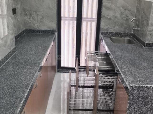 2 BHK Apartment in Jogeshwari West for rent Mumbai. The reference number is 20554817