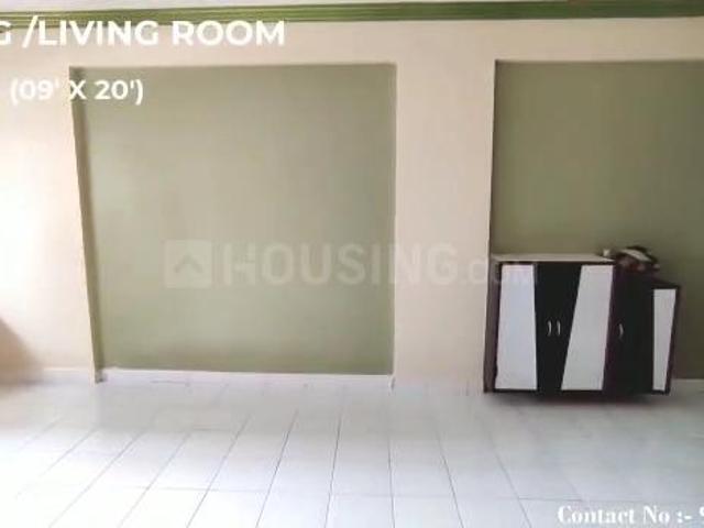 2 BHK Apartment in Jogeshwari West for resale Mumbai. The reference number is 14634773