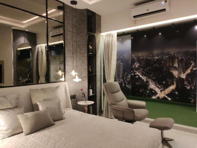 2 BHK Apartment in Jogeshwari West for resale Mumbai. The reference number is 15575217