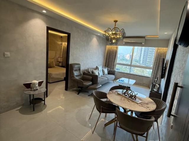 2 BHK Apartment in Jogeshwari West for resale Mumbai. The reference number is 19573119