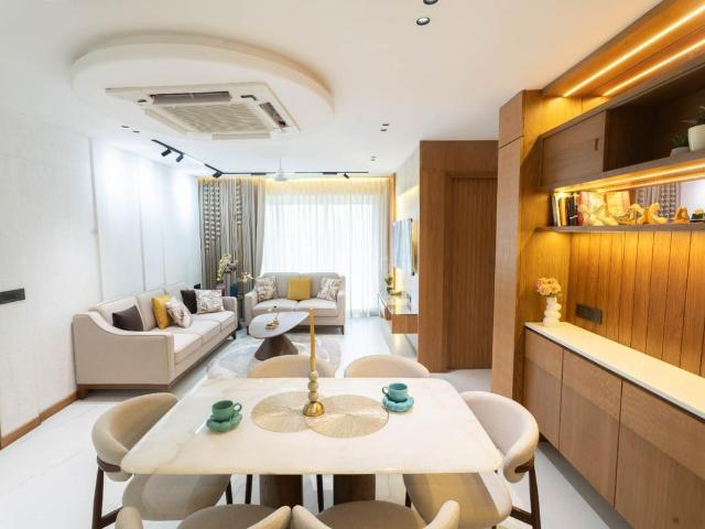 2 BHK Apartment in Jogeshwari East for resale Mumbai. The reference number is 20521577