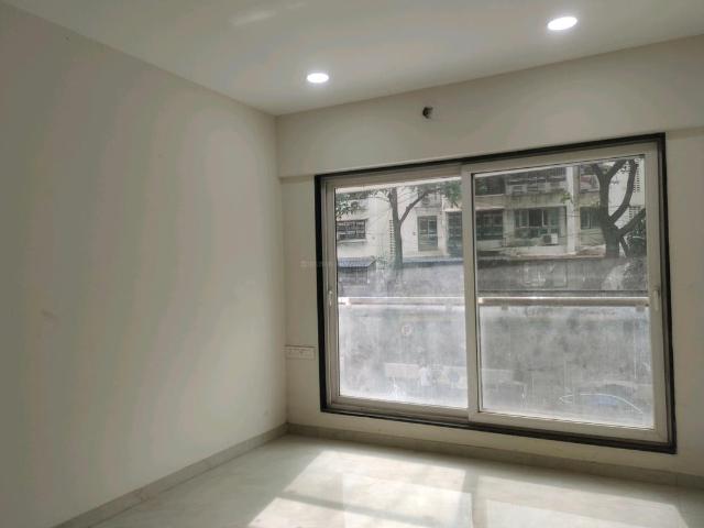 2 BHK Apartment in Jogeshwari East for resale Mumbai. The reference number is 20889541