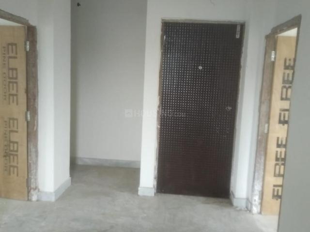 2 BHK Apartment in Joka for resale Kolkata. The reference number is 17603923