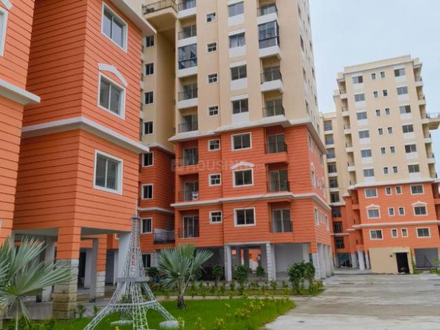 2 BHK Apartment in Joka for resale Kolkata. The reference number is 18111512