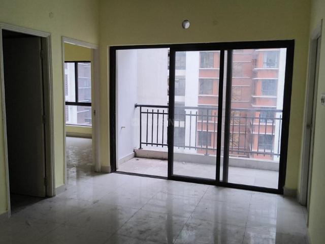 2 BHK Apartment in Joka for resale Kolkata. The reference number is 20617575