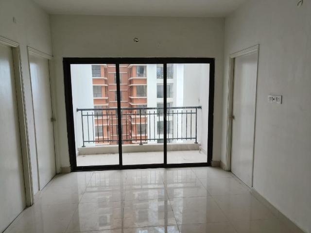 2 BHK Apartment in Joka for resale Kolkata. The reference number is 20075870