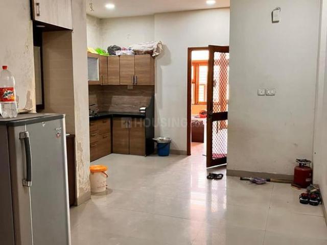 2 BHK Apartment in Jawahar Nagar for rent Jaipur. The reference number is 17200540