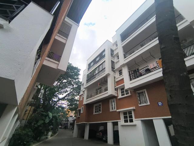 2 BHK Apartment in Jayanagar for resale Bengaluru. The reference number is 20748279