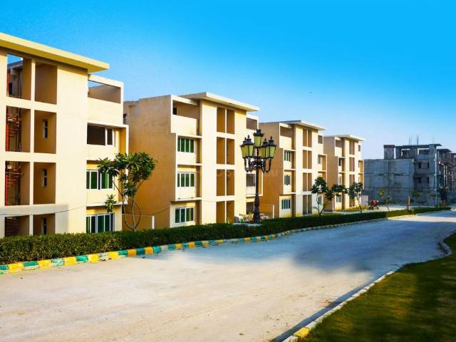 2 BHK Apartment in Jaypee Greens for resale Greater Noida. The reference number is 15877117