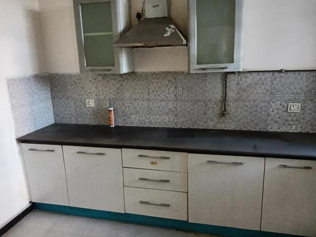 2 BHK Apartment in Jaypee Greens for resale Greater Noida. The reference number is 19877767