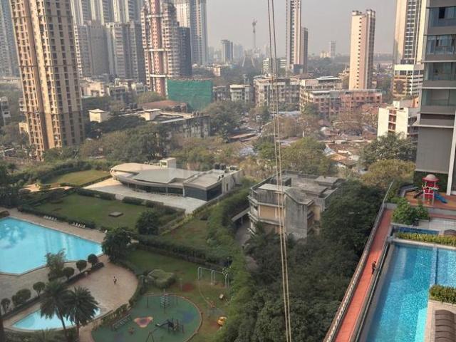2 BHK Apartment in Jacob Circle for resale Mumbai. The reference number is 20030635