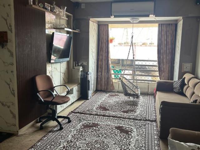 2 BHK Apartment in Jacob Circle for resale Mumbai. The reference number is 20533598
