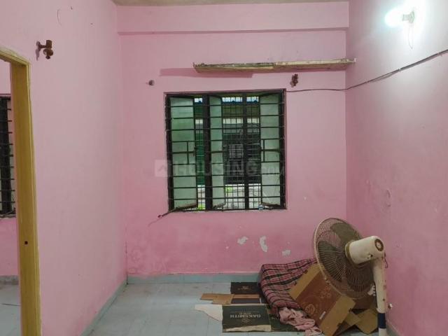 2 BHK Apartment in Jadavpur for rent Kolkata. The reference number is 18701672