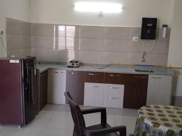 2 BHK Apartment in Jagatpur for rent Ahmedabad. The reference number is 19211084