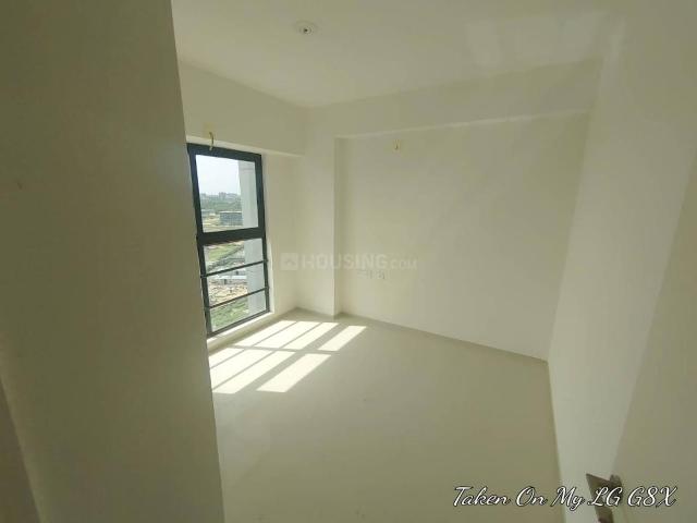 2 BHK Apartment in Jagatpur for rent Ahmedabad. The reference number is 19525204