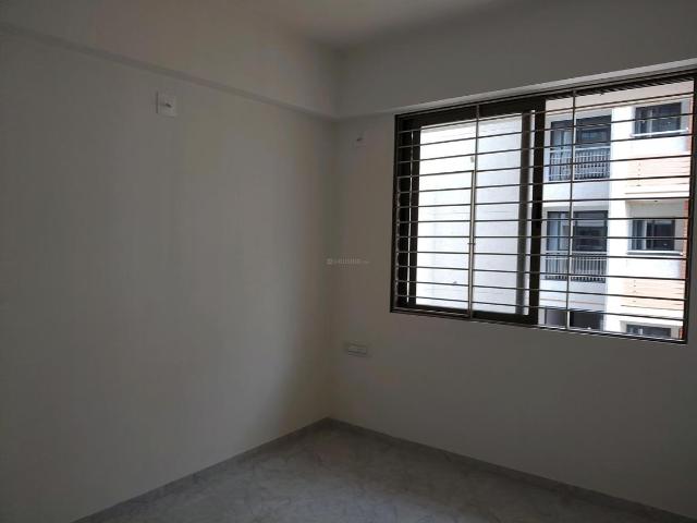 2 BHK Apartment in Jagatpur for rent Ahmedabad. The reference number is 19616308