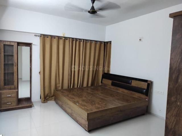 2 BHK Apartment in Jagatpur for rent Ahmedabad. The reference number is 20123209