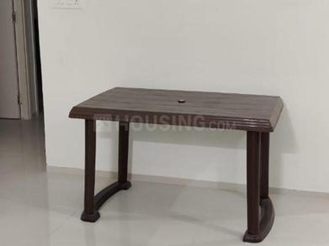 2 BHK Apartment in Jagatpur for rent Ahmedabad. The reference number is 20226850